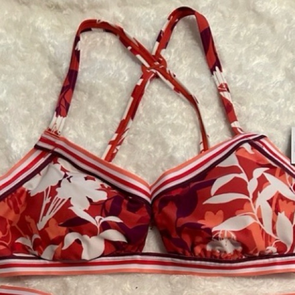 NWT Adore Me Bikini Top - Large